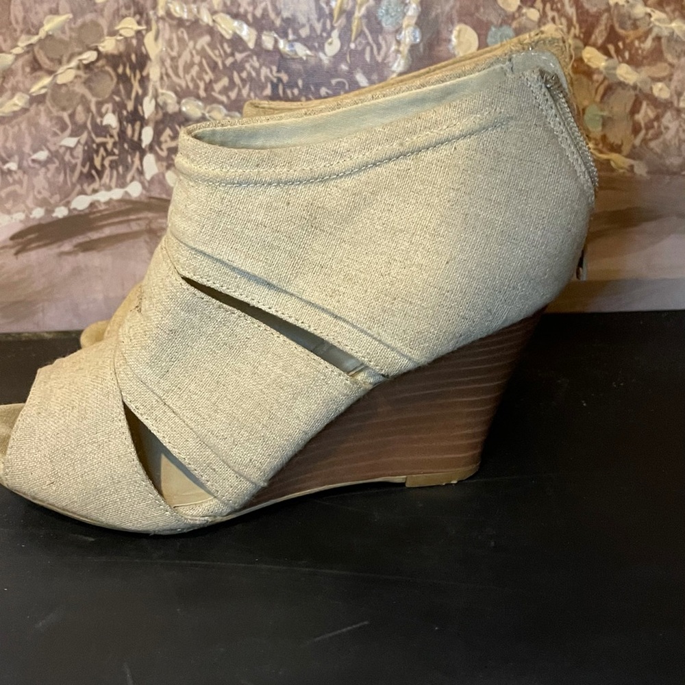 Heel booties - Picture 2 of 3